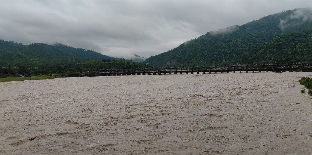 उपत्यकामा वर्षा हुँदा बागमतीमा बाढी