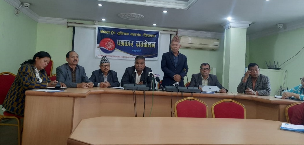 नेपालमा नियमित रोजगारीमा रहेका श्रमिक १० प्रतिशतभन्दा बढीले घटे