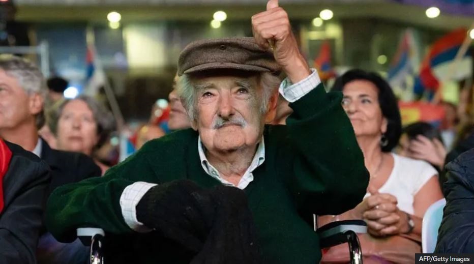 विश्वकै गरिव राष्ट्रपतिको रुपमा परिचित जोसे मुझिकाको ८९ वर्षको उमेरमा निधन