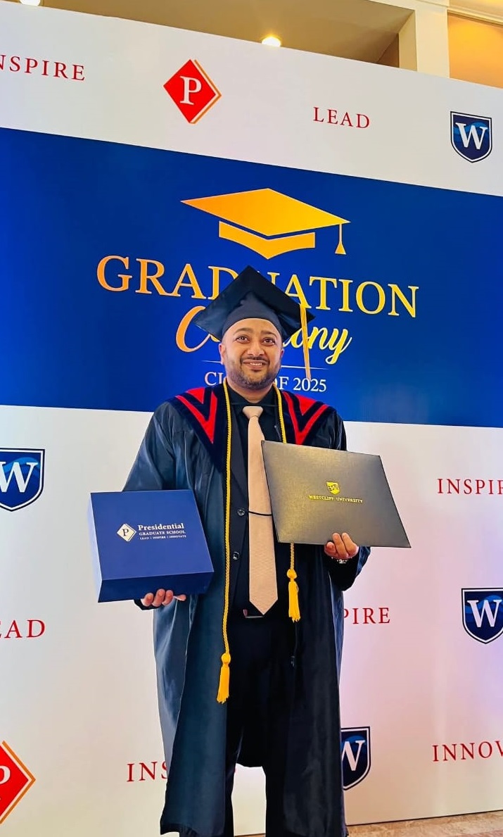 इञ्जिनियर न्यौपानेलाई वेष्टक्लिफ विद्यालयको उत्कृष्ट अवार्ड