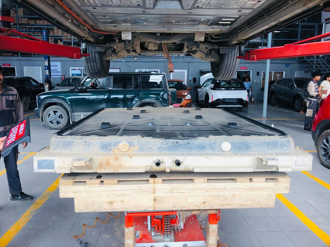 ओमोडा जेको जे६को अफरोड क्षमतामा प्रश्न, अफरोड यात्रामा ब्याट्री ड्यामेज