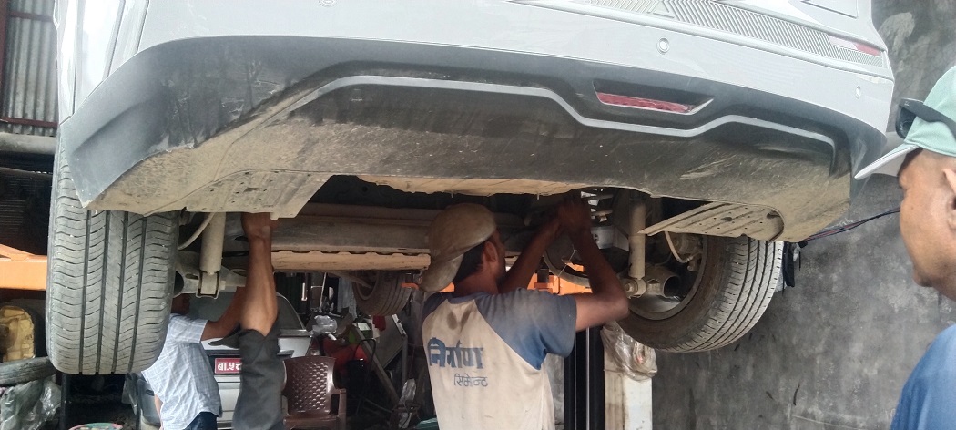 ग्राउन्ड क्लियरेन्स बढाउन रोजरको रोजरएब सस्पेन्सन बफर