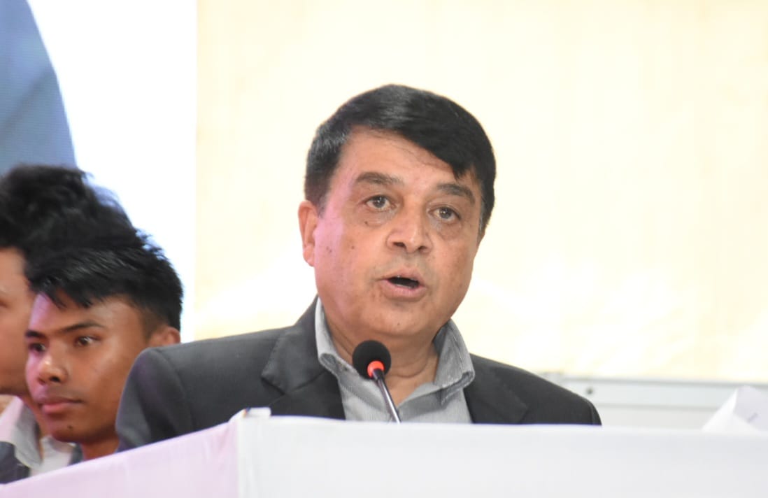 एक पटकका लागि युरो–६ भन्दा तलका गाडी  आयात गर्न दिन महासंघ अध्यक्ष ढकालको आग्रह