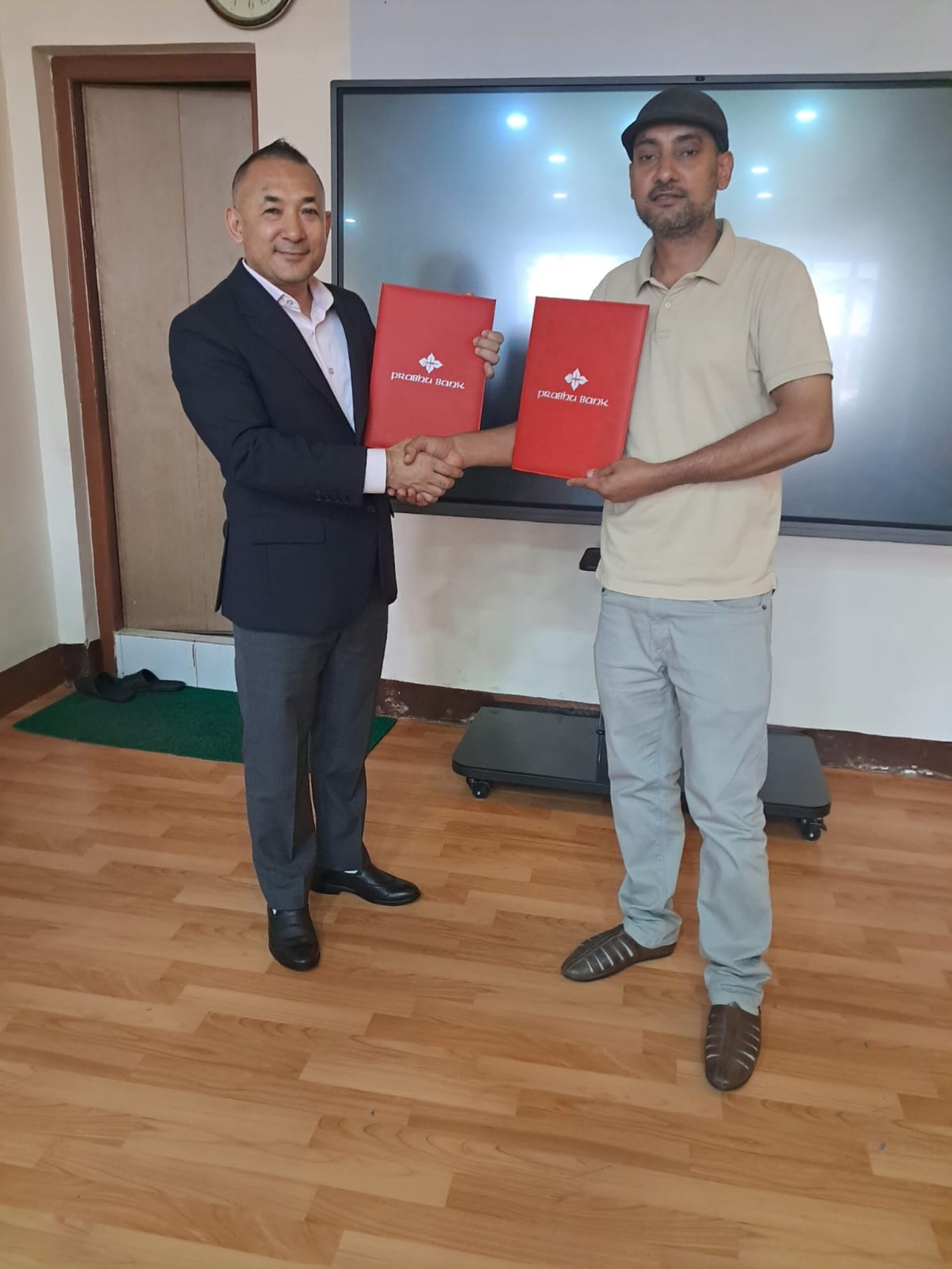 अन्नपूर्ण न्यूरो हस्पीटल र प्रभु बैंक लि.बीच विशेष छुट सम्झौता