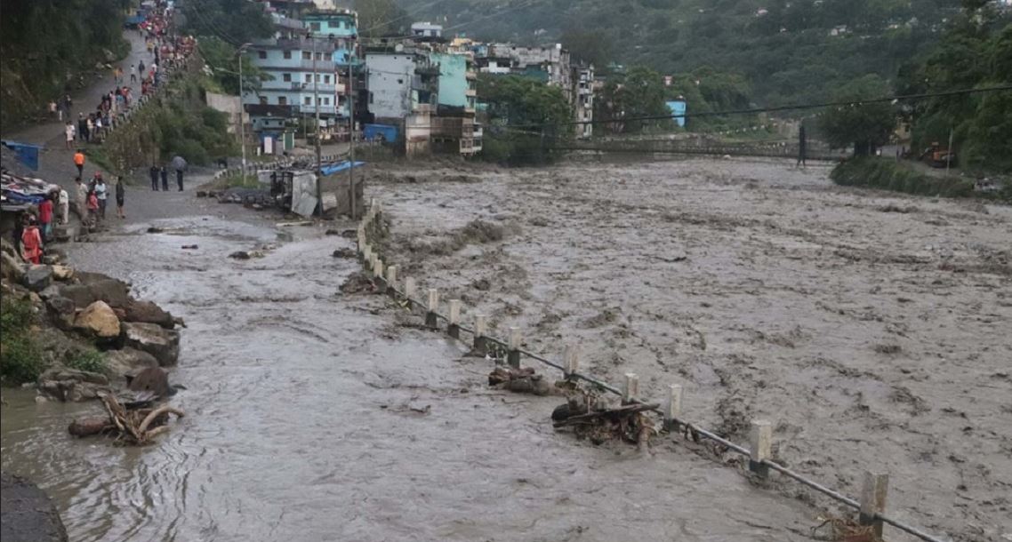विभिन्न स्थानका दर्जन बढी नदीमा बाढीको जोखिम