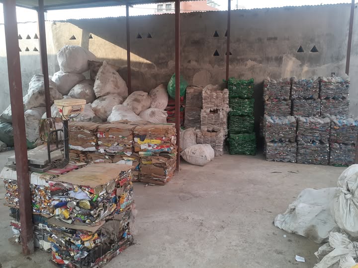 फोहरजन्य वस्तु बिक्रीबाट १५ लाख बढी आम्दानी