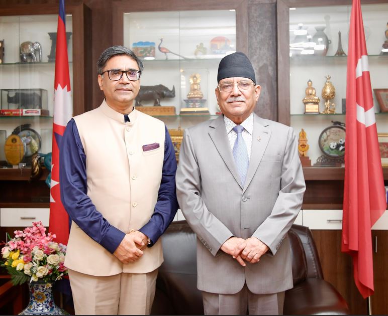 प्रचण्डसँग भारतका विदेशसचिव विक्रम मिश्रीको शिष्टाचार भेट 