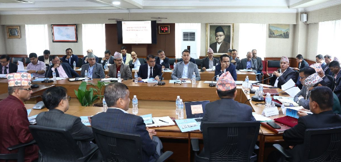 बजेटका उद्देश्य पूरा गर्ने गरी लाग्न अर्थमन्त्री पौडेलको निर्देशन