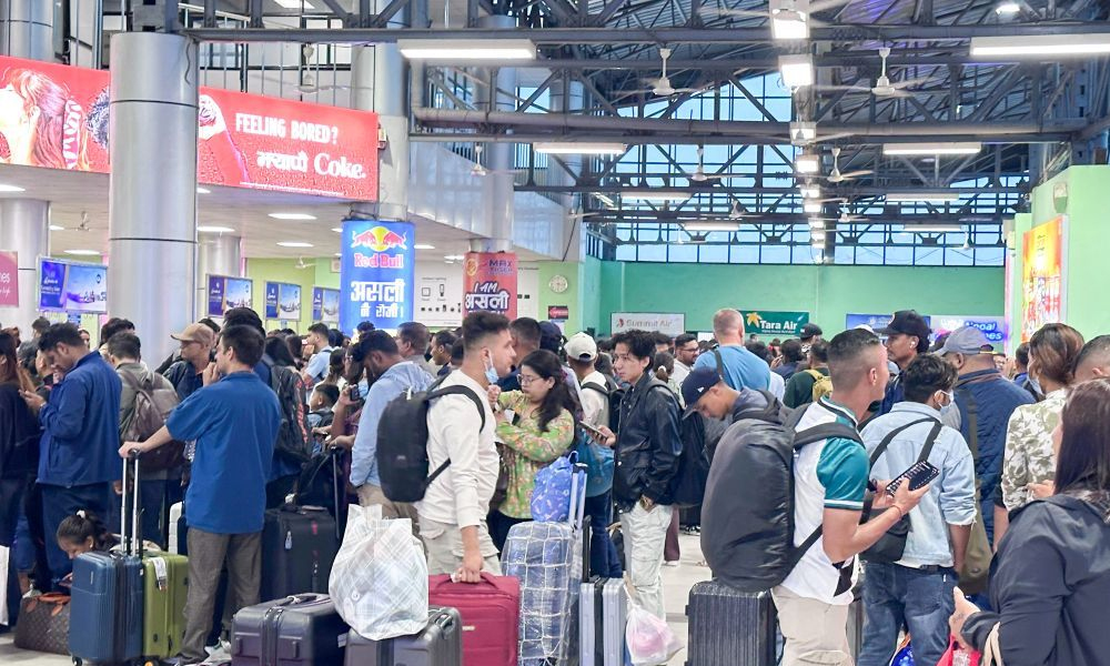 दशैँ नजिकिएसँगै आन्तरिक उडानमा चाप बढ्यो