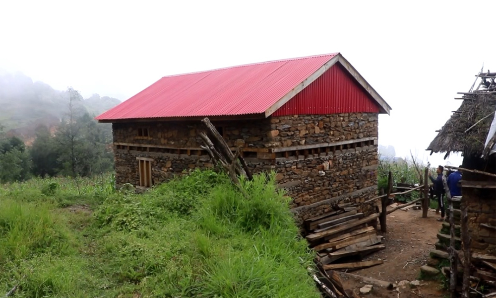 टेम्केमैयुङका दश दलित परिवारलाई सरकारले बनाइदियो घर