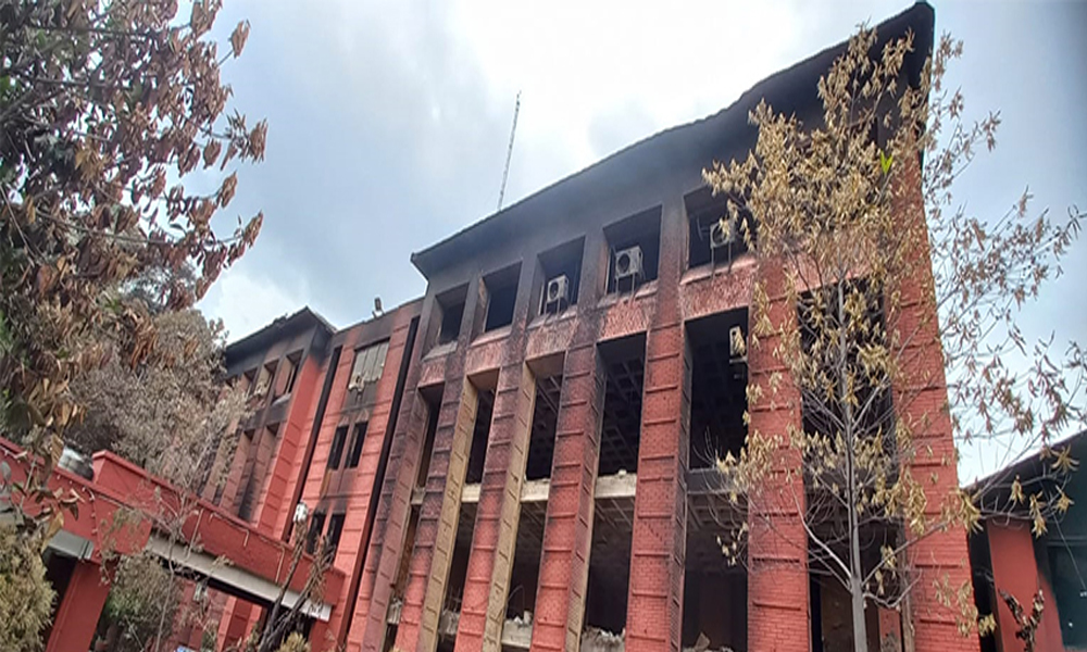 क्षतिग्रस्त स्वास्थ्य मन्त्रालय अस्थायी व्यवस्थापनका लागि ठाउँ खोज्दै