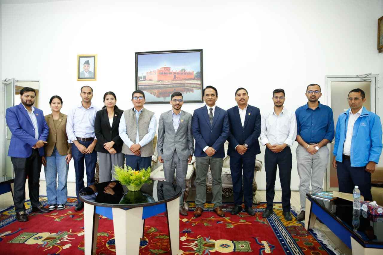 जेनजी प्रदर्शनका क्रममा क्षतिग्रस्त संरचनाको पुनःनिर्माणका लागि स्रोतको अभाव नहुने : गभर्नर पौडेल