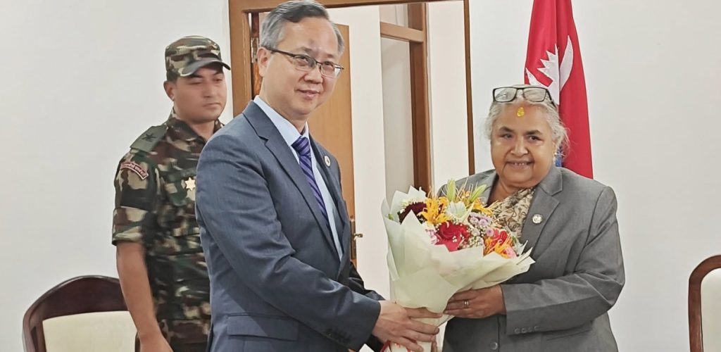 प्रधानमन्त्री कार्कीसँग चिनियाँ राजदूतको भेटवार्ता