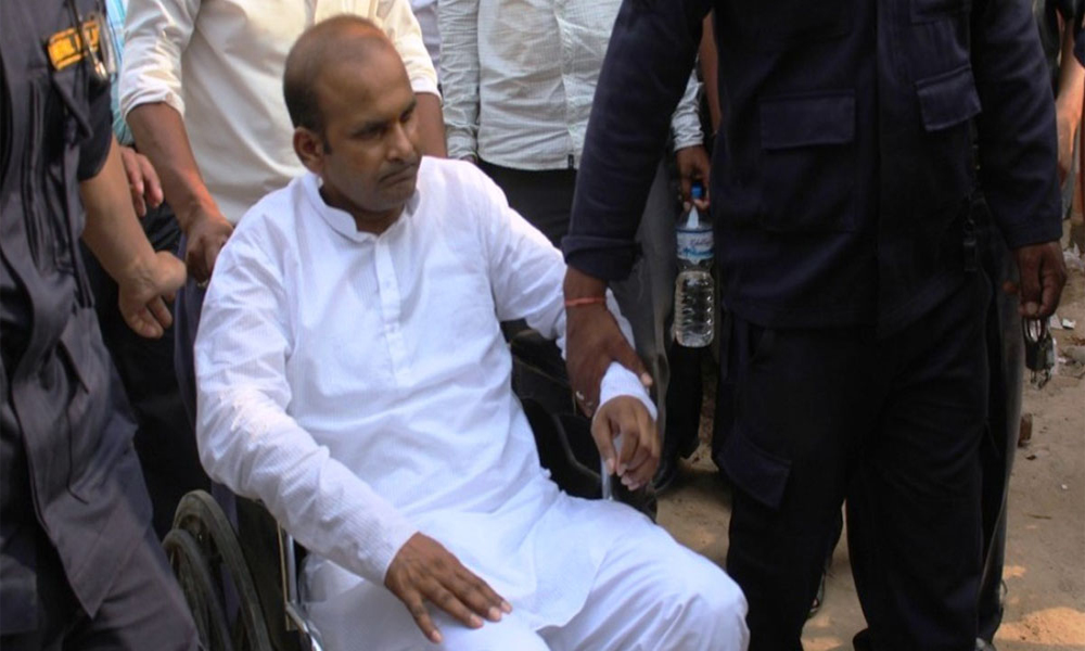 जेनजी प्रदर्शनबाट नुख्खु जेलबाट भागेका पूर्व राज्यमन्त्री सञ्जय टकलासहित १७ जना मंगलटारमा पक्राउ