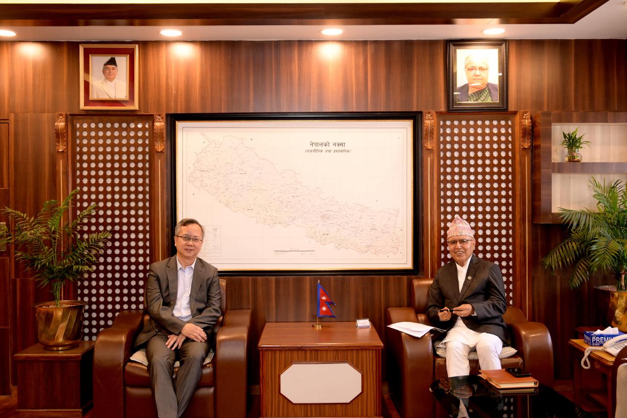 अर्थमन्त्रीसंग भारत र चीनका राजदूतहरुको शिष्टाचार भेट