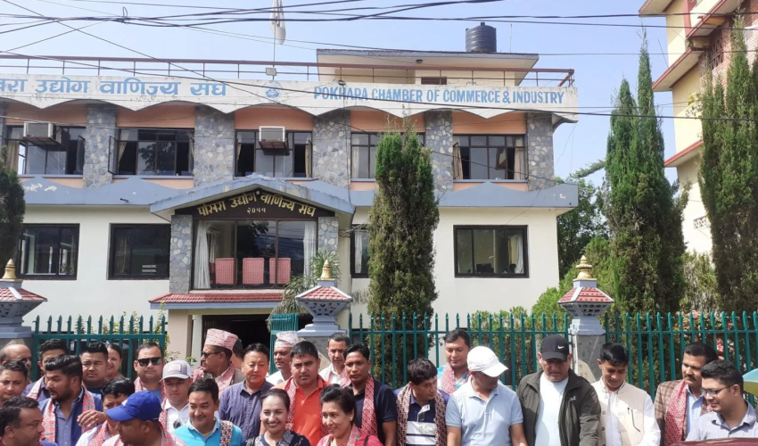 उद्योगी व्यवसायीद्वारा शान्ति पदयात्रा