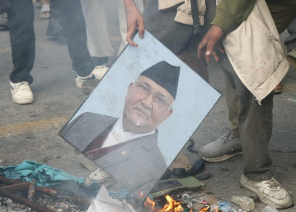 प्रधानमन्त्री निवास बालुवाटारमा पनि आगजनी