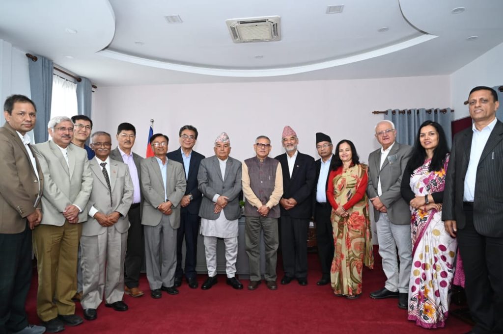 नागरिक अगुवाले राष्ट्रपति समक्ष  भने- संविधान माथि आँच नआहोस्