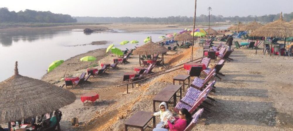 पर्यटकीय याममा सौराहाका होटलमा बुकिङ रद्द