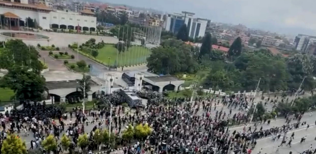 कान्तिपुर टेलिभिजनका पत्रकार श्रेष्ठलाई रबरको गोली लाग्यो