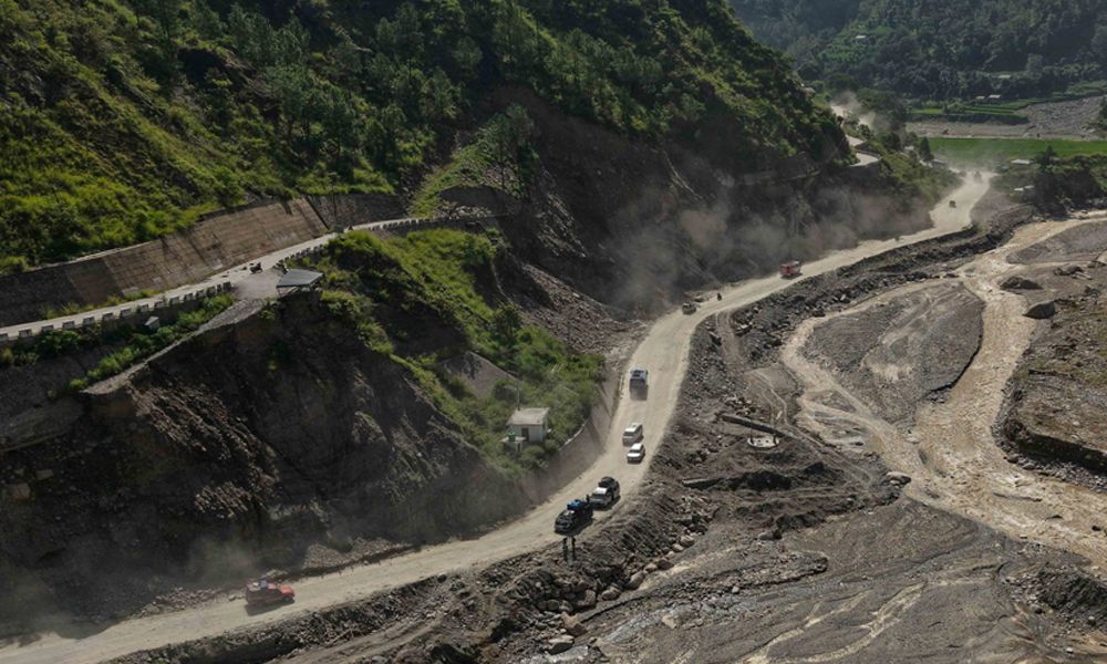 अत्यावश्यक हलुका सवारीसाधनलाई गन्तव्यतर्फ लाग्न अनुमति