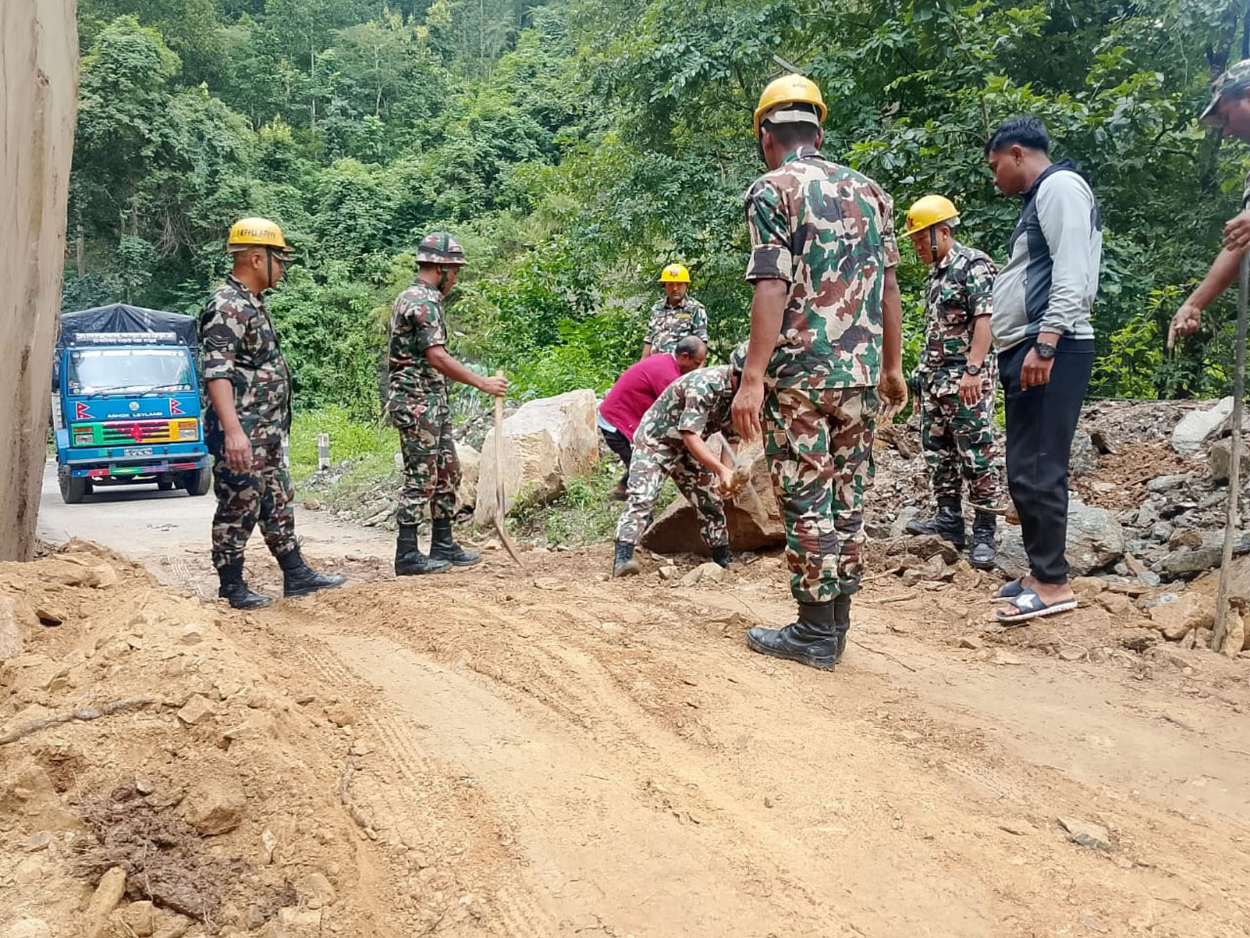 दुई सातापछि मेची राजमार्ग सञ्चालन