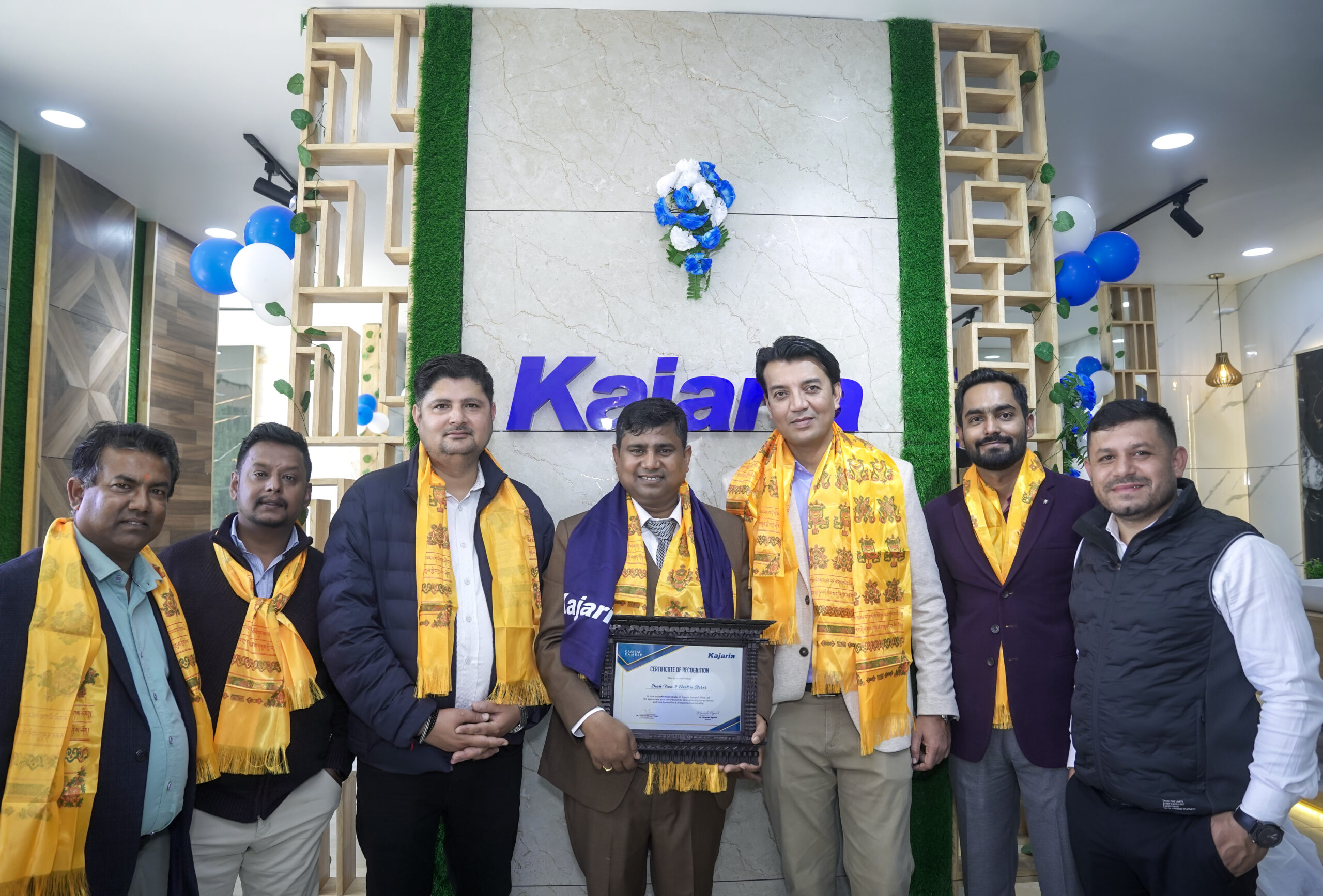 कजारियाद्वारा सिन्धुलीको आदर्शनगरमा नयाँ शोरूम उद्घाटन