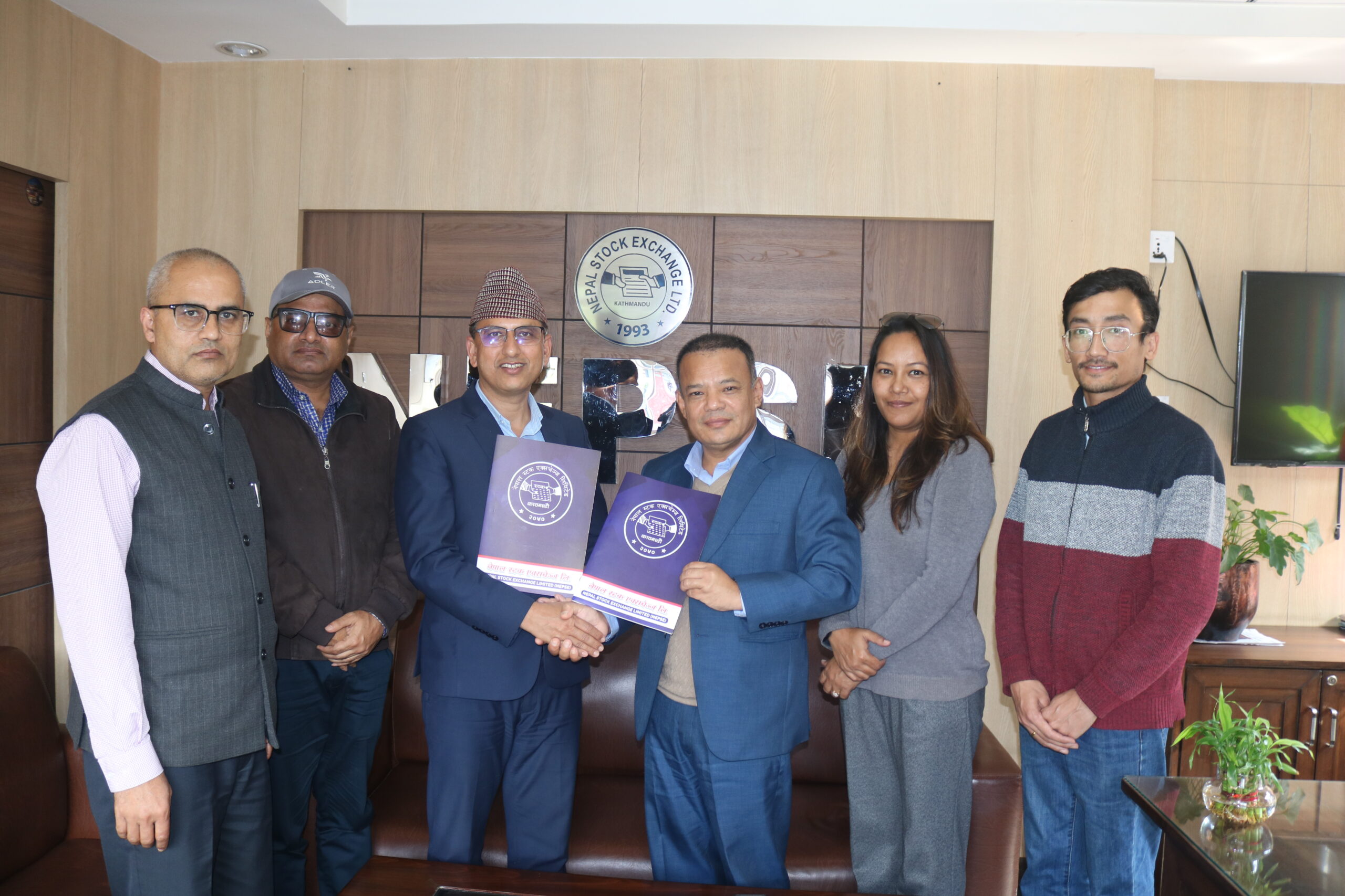 माबिलुङ्ग इनर्जी लिमिटेडको सेयर सूचीकृत