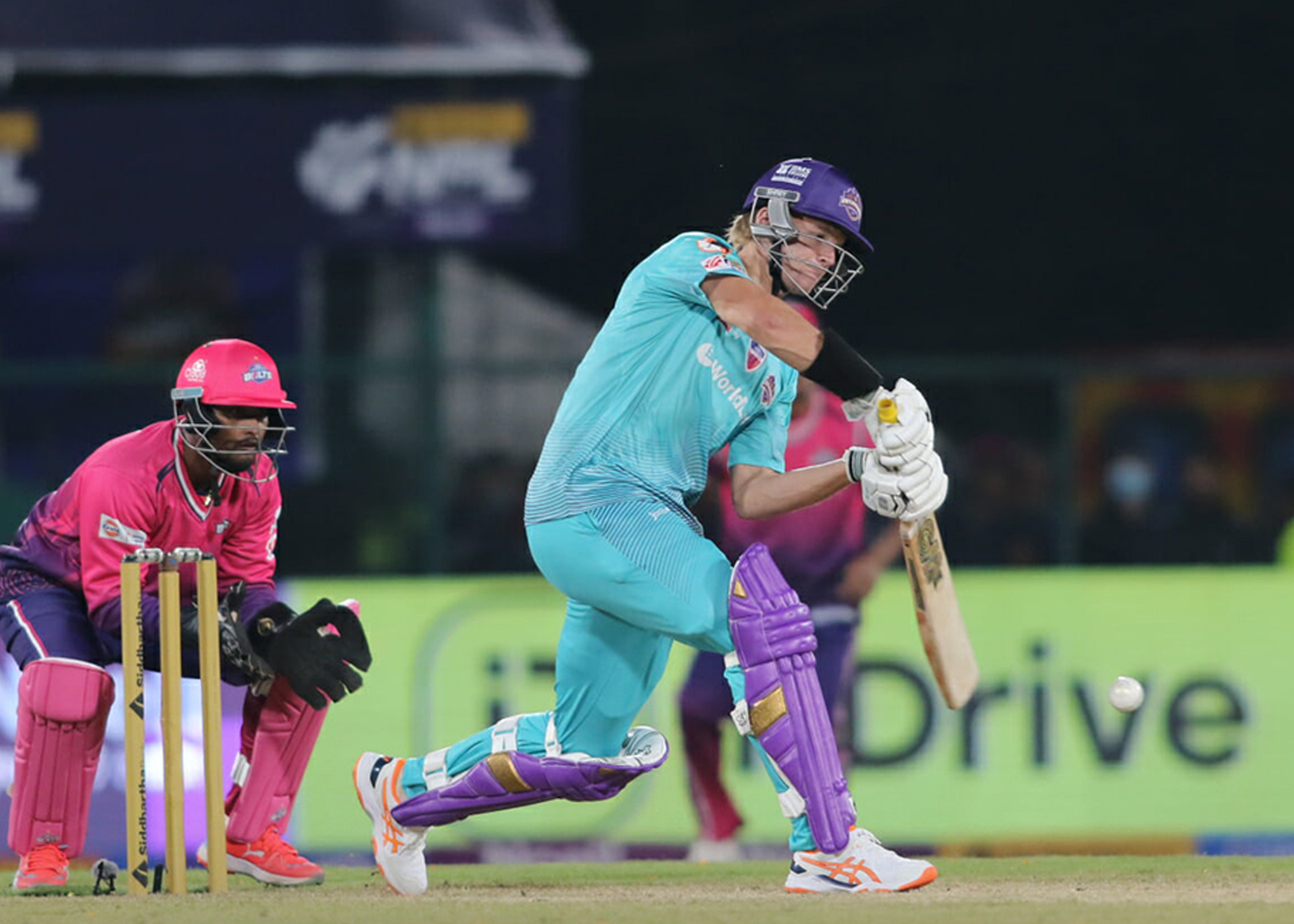 एनपिएल दोस्रो सिजन :उद्घाटन खेलमा काठमाडौं ५ विकेटले विजयी