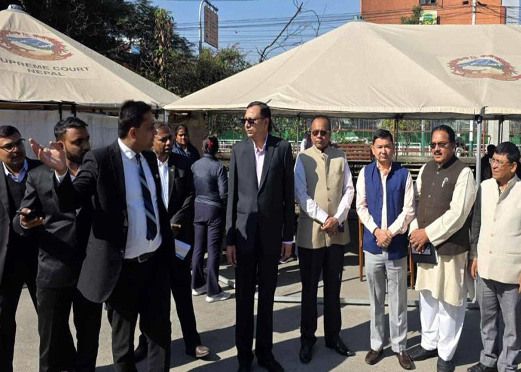 मधेश सरकार गठनविरुद्ध ७४ सांसदको हस्ताक्षरसहित सर्वोच्च पुगे दलहरू