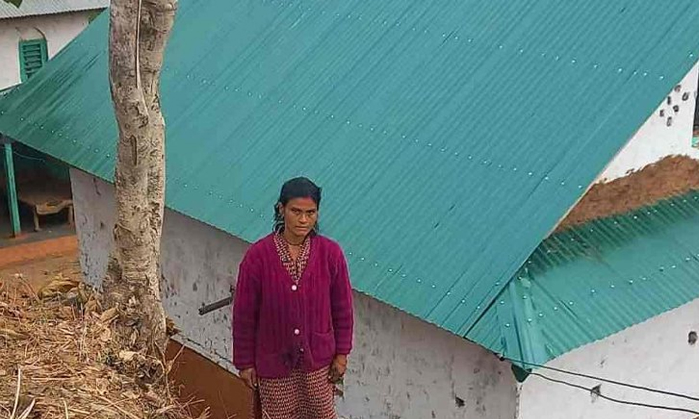 पौवादुङमाका ५२५ परिवारले पाए जस्तापाताको छानो