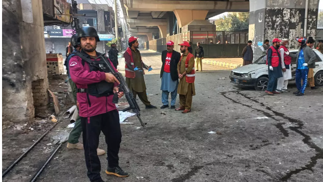 अफगानिस्तानमा पाकिस्तानी बमबारीः कम्तीमा १० जनाको मृत्यु भएको तालिबानको दाबी