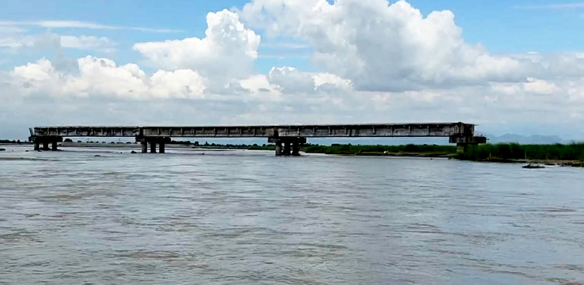 १४ वर्षदेखि अलपत्र झापाको कन्काई पुलको ठेक्का तोडियो