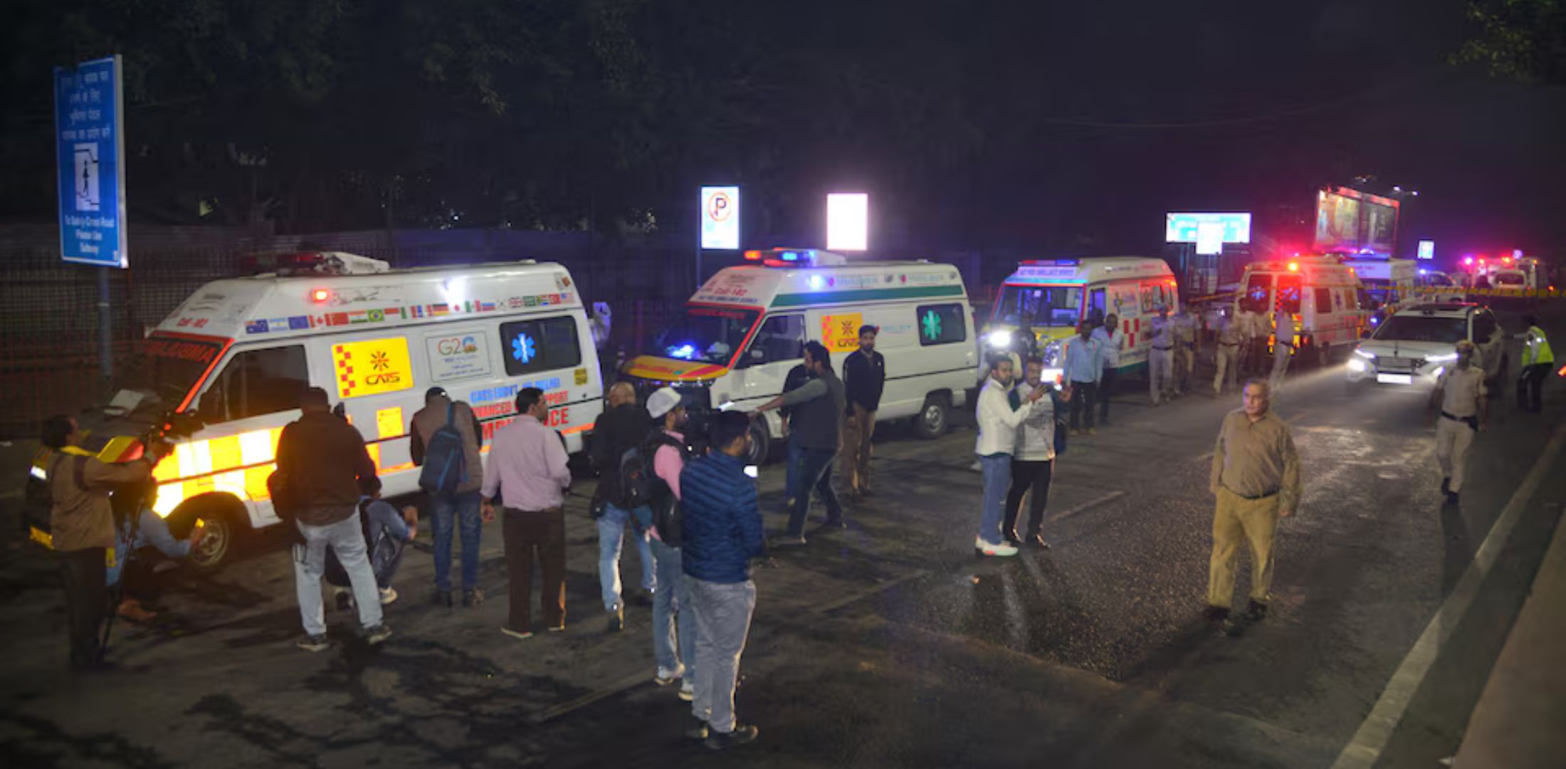 दिल्लीको लालकिल्ला नजिक कार विस्फोट, कम्तीमा आठ जनाको मृत्यु