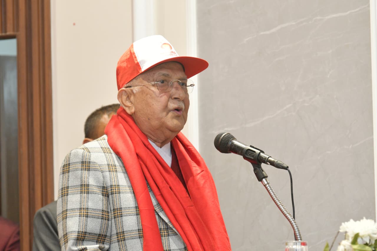 एमालेको स्वंसेवी दस्ता हिंसा र अराजकताका विरुद्ध हो : केपी  ओली