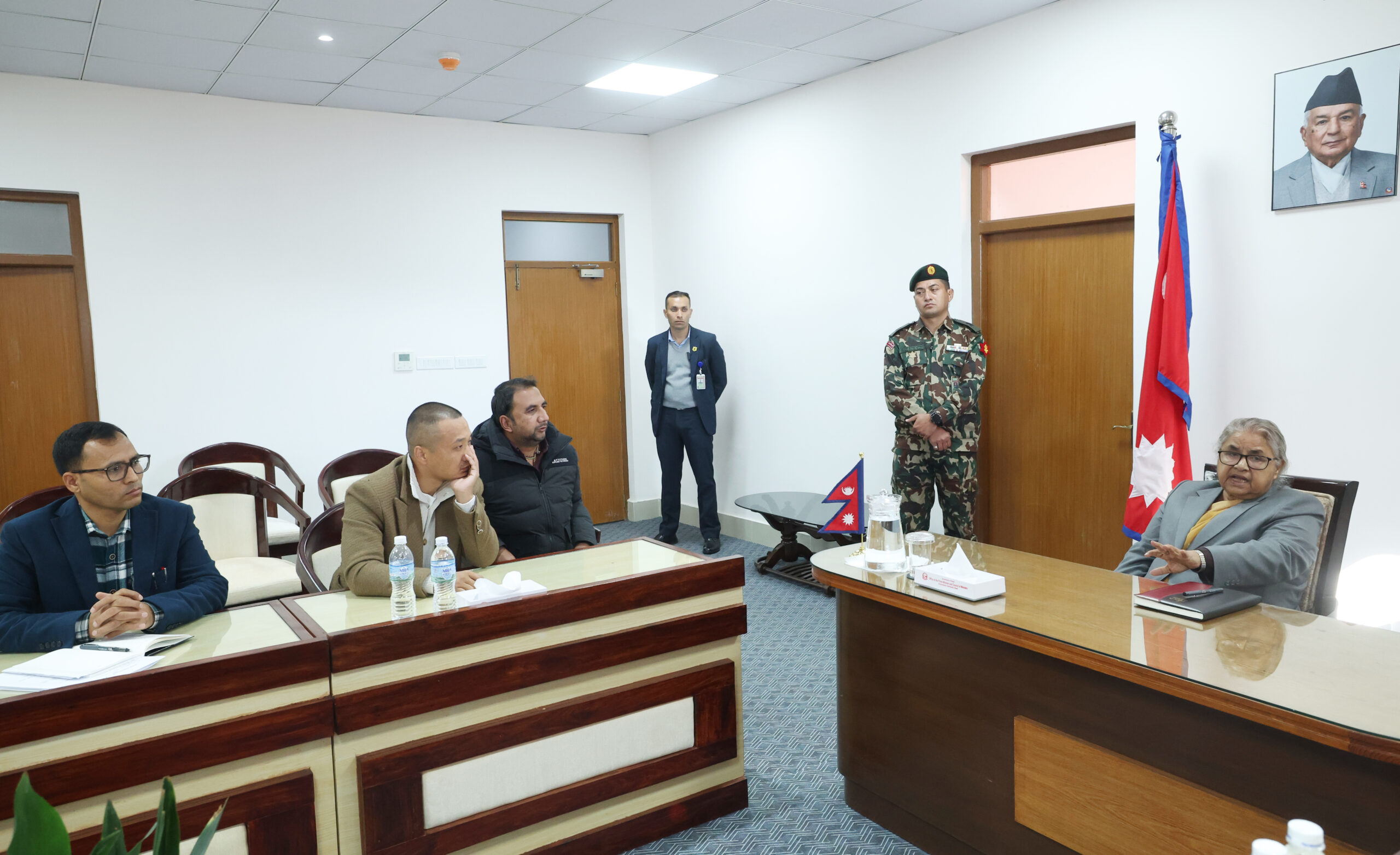 प्रधानमन्त्री र जेनजी आन्दोलनका अगुवा सुधन गुरुङबीच भेटवार्ता