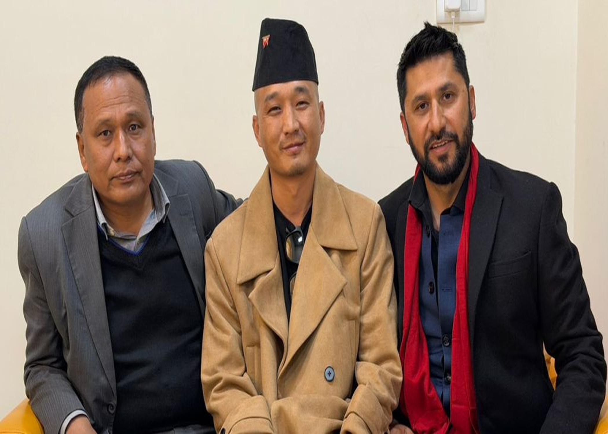 कुलमान र रविबीच सहमति, उज्यालो नेपाल रास्वपामा मिसियो