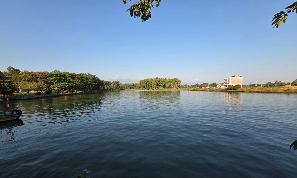 पर्यटकको आकर्षक केन्द्र बन्दै तालतलैया