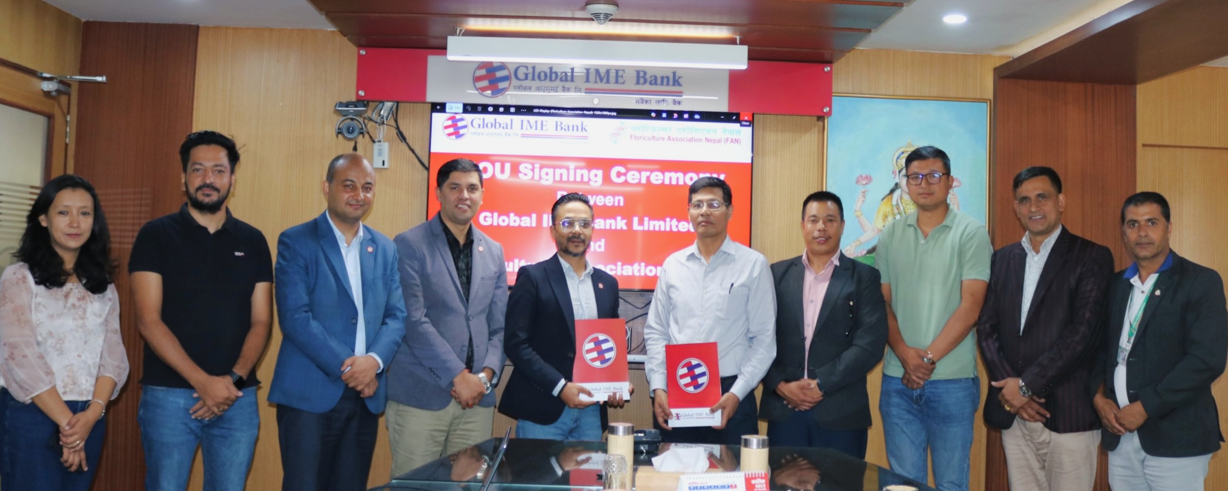 ग्लोबल आइएमई बैंकले पुष्प खेतीका लागि हरितगृह कर्जा दिने