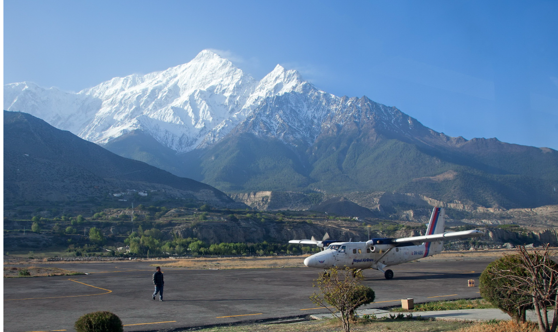 पोखरा-जोमसोम हवाई सेवा ३ महिनाका लागि स्थगित