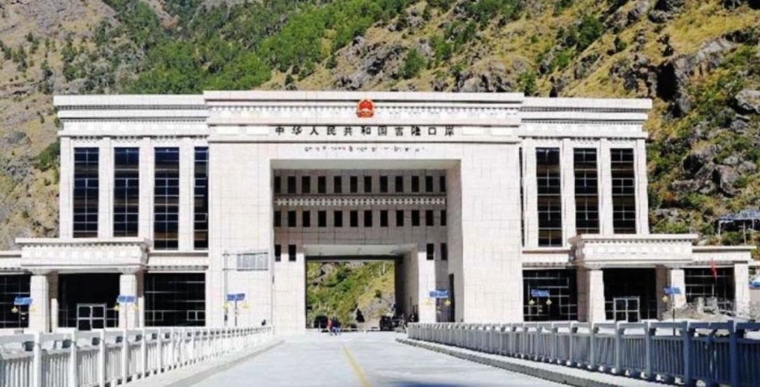 मितेरी पुल निर्माणसँगै केरूङ पासको नवीकरण सुरु