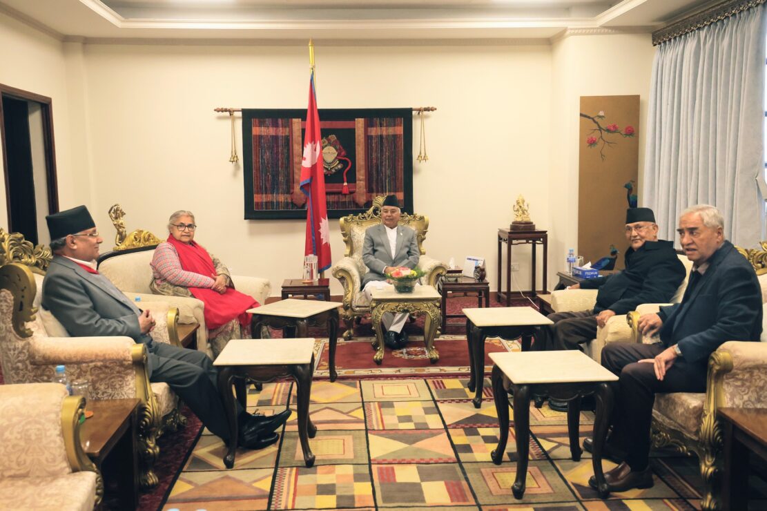 पहिलो पटक प्रधानमन्त्री कार्की र प्रमुख तीनदलका शीर्ष नेताबीच भेटघाट