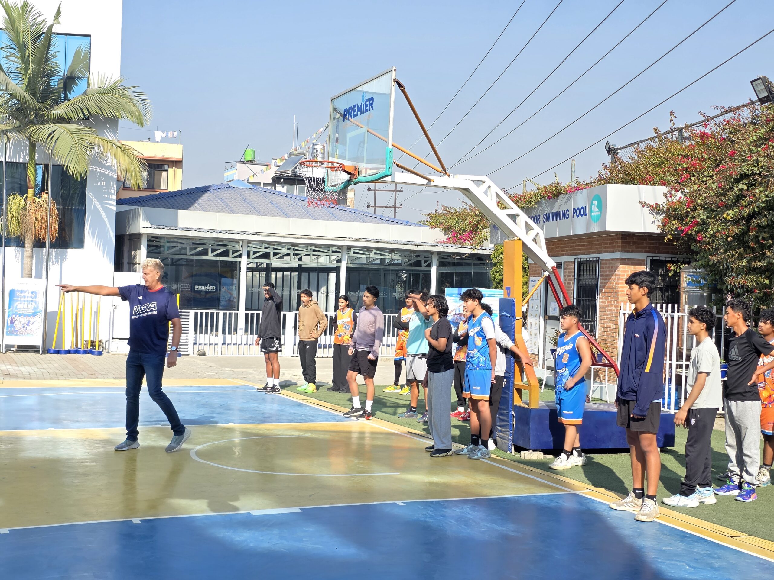 प्रिमियरमा अन्तर्राष्ट्रिय बास्केटबल प्रशिक्षक नेल्स हकिन्सनसँग विशेष मास्टरक्लास