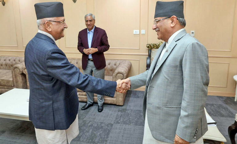 ओली र प्रचण्डबीच भेटवार्ता