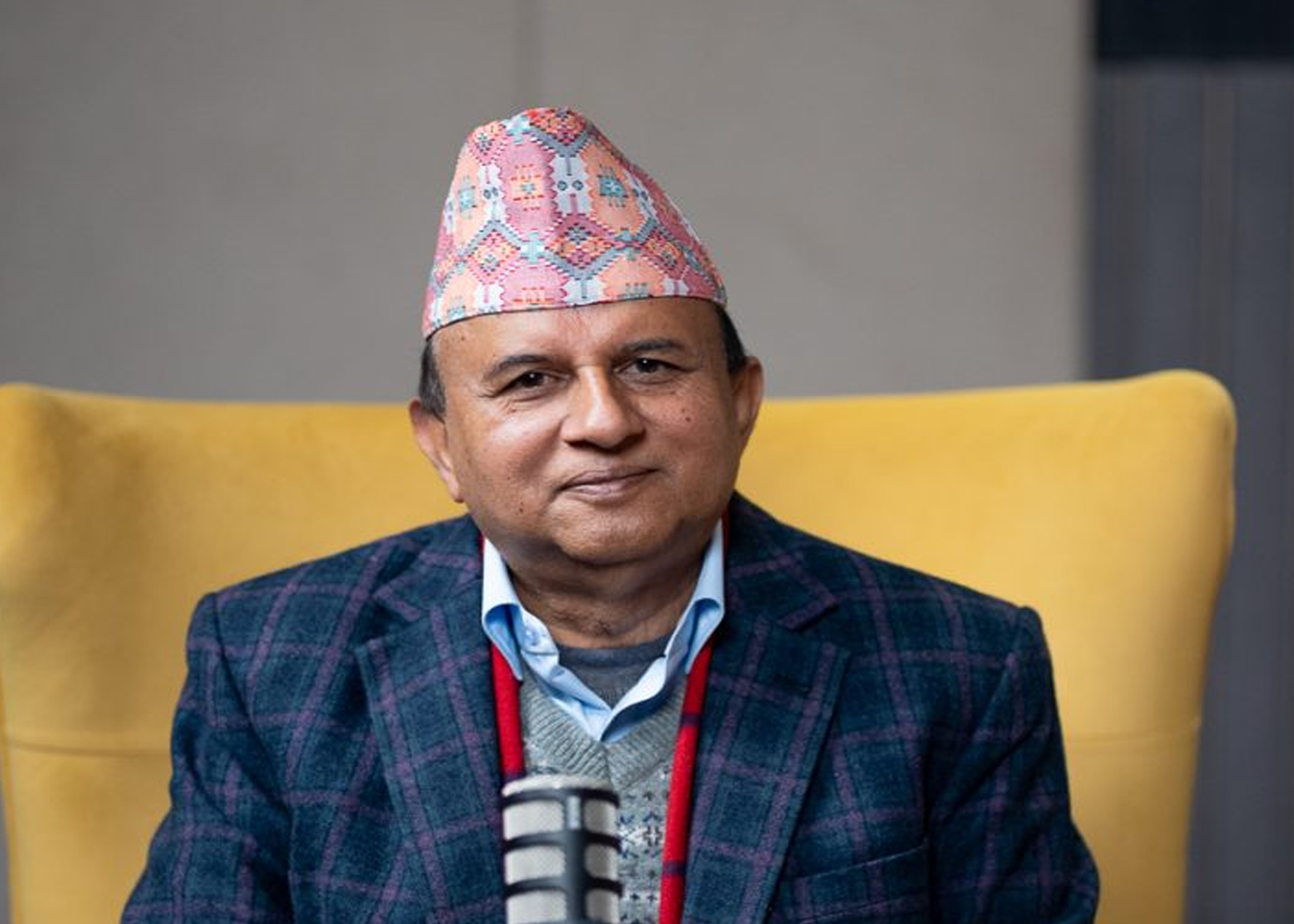 शंकर पोखरेल दाङ–२ बाटै लड्ने