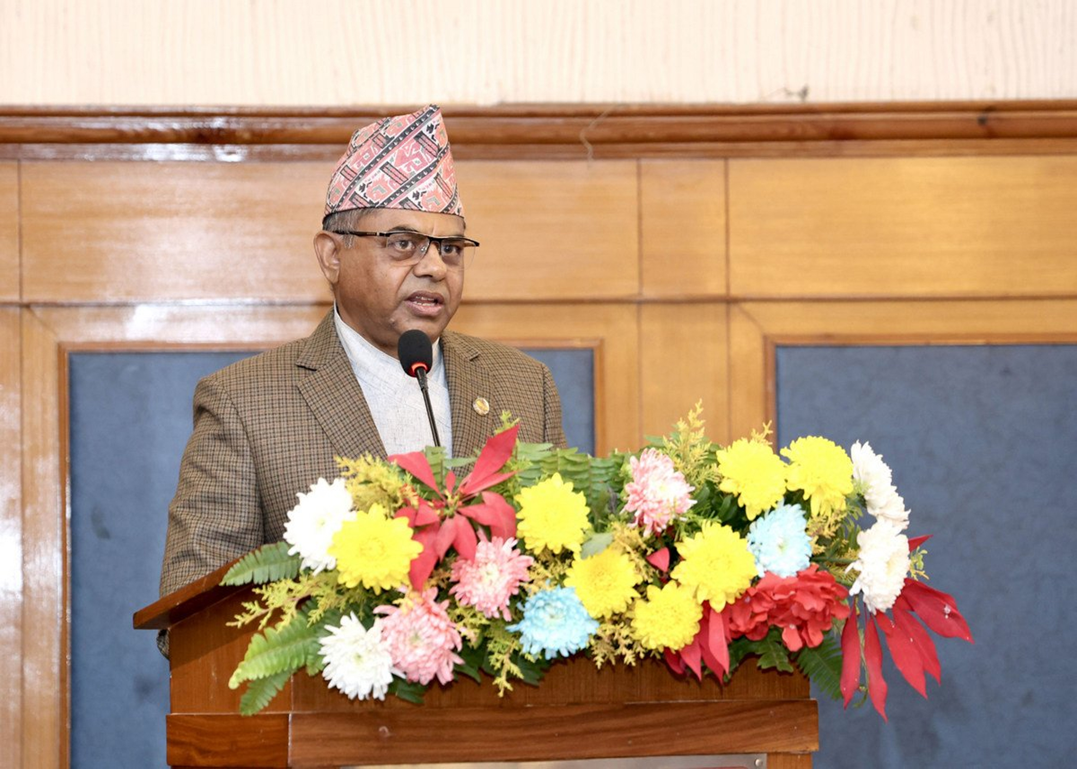 पर्वतारोहण सङ्घलाई एकाधिकार दिन मिल्दैनः मन्त्री सिन्हा