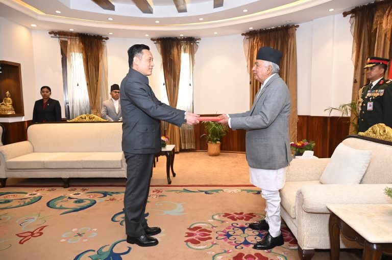 पाँच देशका राजदूतद्वारा ओहोदाको प्रमाणपत्र प्रस्तुत