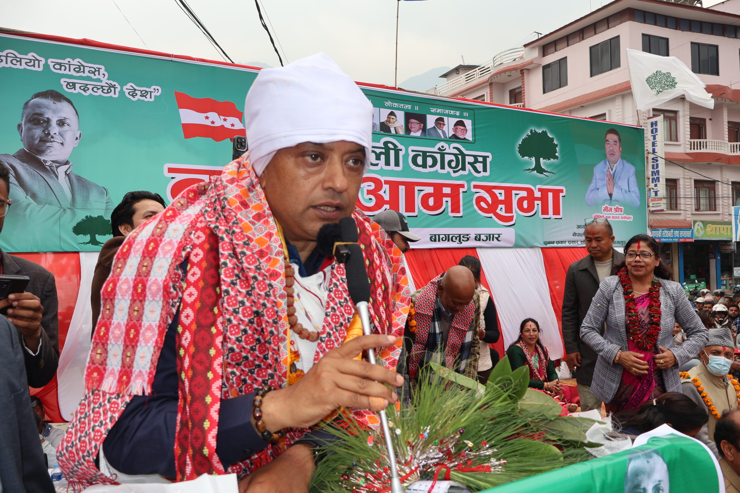 सामाजिक सञ्जालमा मात्रै हैन घरघरमा पुगौँः सभापति थापा