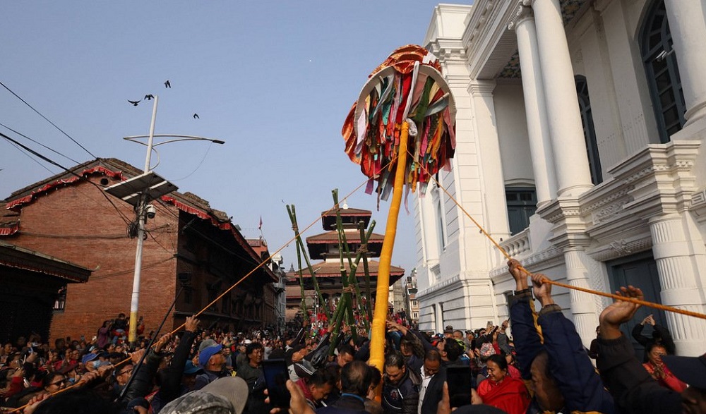 वसन्तपुरमा चिर ठड्याइयोः होली पर्व सुरु