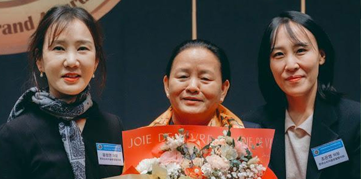 सियोलमा नेपाली राजदूत डा तुम्बाहाङफे सम्मानित